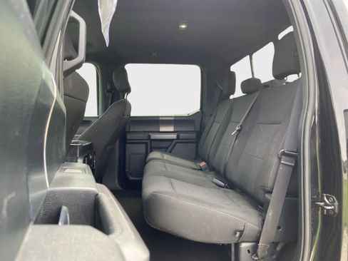 Used 2019 Ford F150 XLT w/ Equipment Group 302A Luxury AWD/4WD image 11