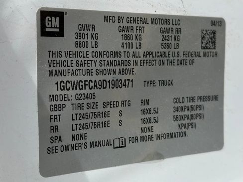 Used 2013 Chevrolet Express 2500 RWD image 23