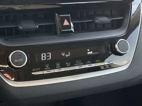 Used 2023 Toyota Corolla LE image 19