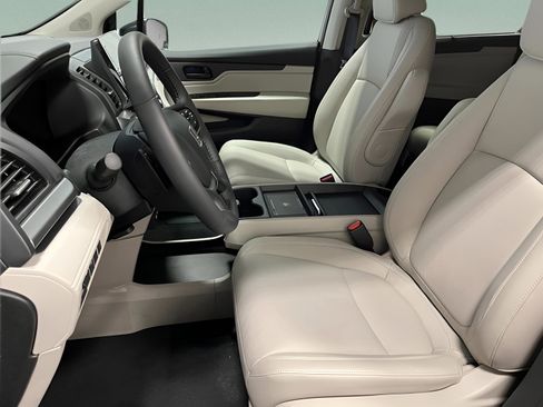 New 2026 Honda Odyssey EX-L image 9