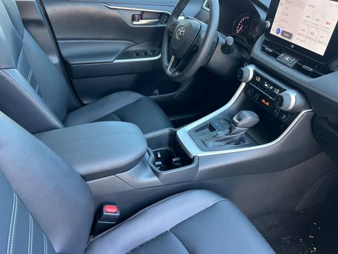 Used 2023 Toyota RAV4 XLE Premium FWD image 17