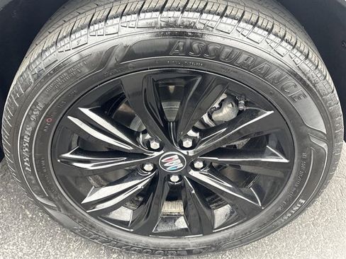Certified 2024 Buick Envista Sport Touring w/ Convenience I Package image 31