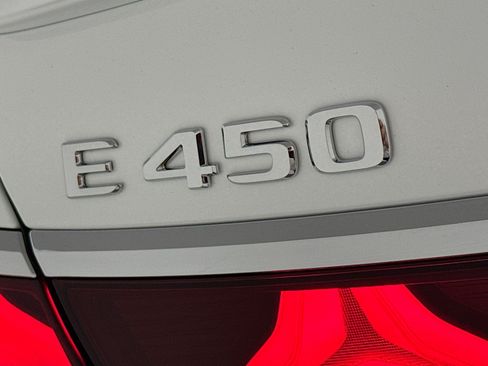 New 2026 Mercedes-Benz E 450 4MATIC Sedan image 8