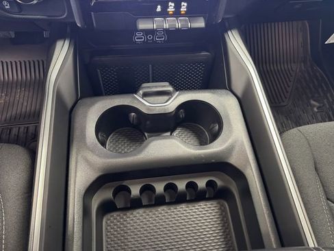 New 2026 RAM 1500 4x4 Crew Cab image 14