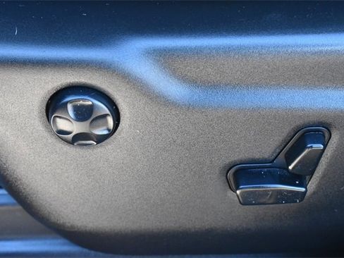 Used 2020 Jeep Grand Cherokee Altitude image 22