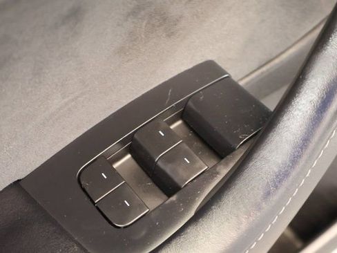 Used 2022 Tesla Model 3 Long Range AWD/4WD image 10