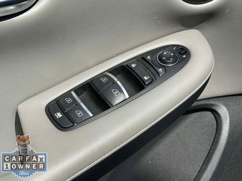 Used 2023 INFINITI QX50 Luxe AWD/4WD image 19