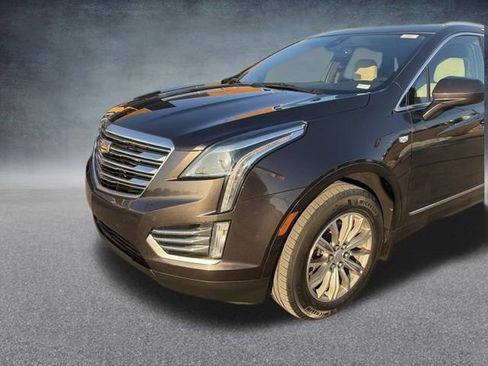 Used 2018 Cadillac XT5 Luxury w/ Driver Awareness Package image 66