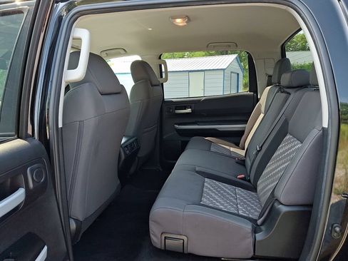 Used 2021 Toyota Tundra SR5 AWD/4WD image 13