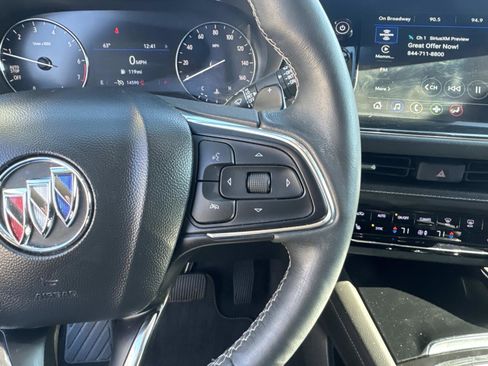 Used 2022 Buick Envision Preferred image 23