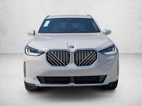 Used 2026 BMW X3 xDrive30i w/ Premium Package AWD/4WD image 5
