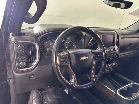 Used 2019 Chevrolet Silverado 1500 High Country w/ High Country Premium Package AWD/4WD image 15