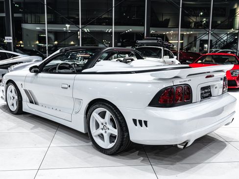 Used 1997 Ford Mustang Convertible image 2