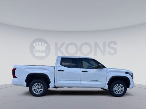 New 2026 Toyota Tundra SR5 AWD/4WD image 17