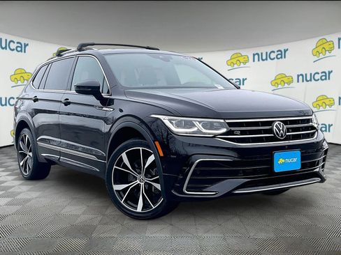 Used 2022 Volkswagen Tiguan SEL R-Line image 1