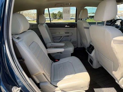 Used 2022 Volkswagen Atlas SEL Premium AWD/4WD image 29