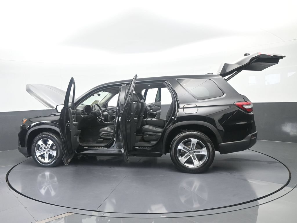 Used 2025 Honda Pilot EX-L image 74