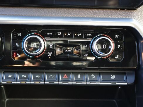 Certified 2023 GMC Sierra 1500 Denali w/ Denali Reserve Package image 29