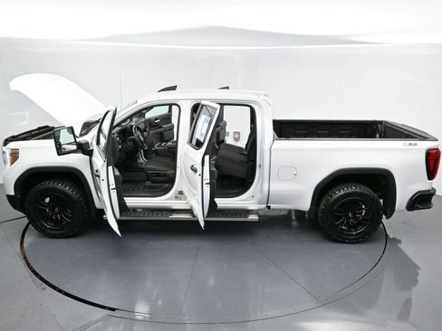 Used 2021 GMC Sierra 1500 4x4 Crew Cab w/ Sierra Value Package image 40