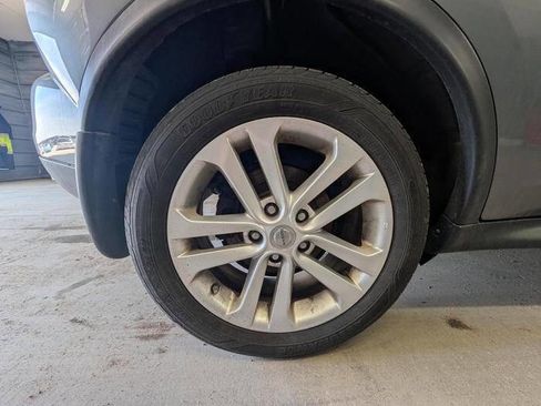 Used 2013 Nissan Juke SV AWD/4WD image 16