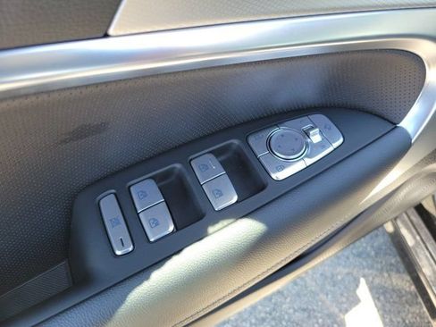Certified 2026 Genesis G70 2.5T Prestige RWD image 11