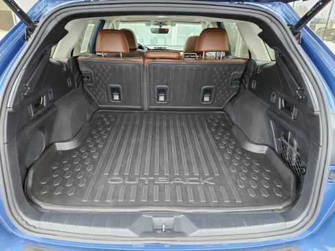 Used 2020 Subaru Outback Touring AWD/4WD image 12