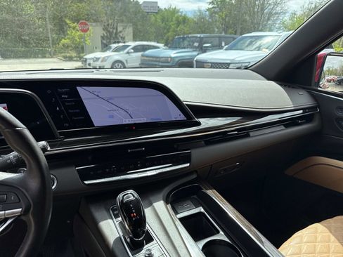 Certified 2023 Cadillac Escalade Premium Luxury AWD/4WD image 25