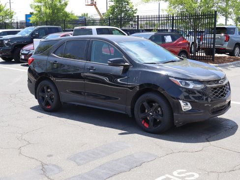 Used 2019 Chevrolet Equinox LT AWD/4WD image 2