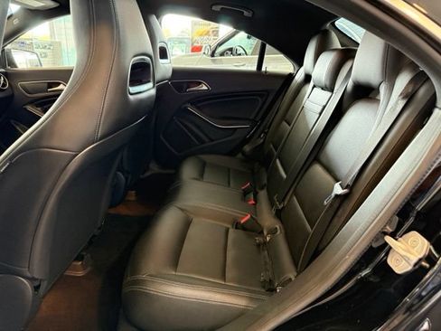 Used 2016 Mercedes-Benz CLA 250 4MATIC image 3