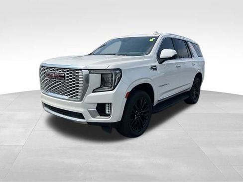 Used 2024 GMC Yukon Denali w/ LPO, Floor Liner Package AWD/4WD image 3