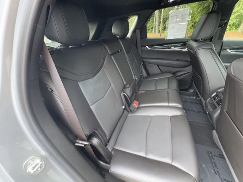 Used 2025 Cadillac XT5 Premium Luxury image 19