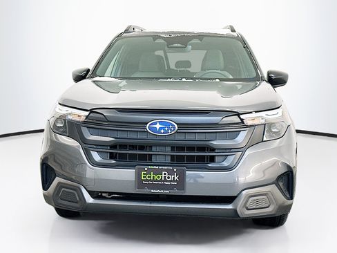 Used 2025 Subaru Forester AWD image 2