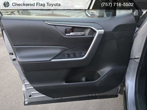Used 2024 Toyota RAV4 XLE Premium image 21