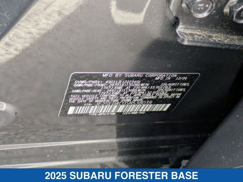 Certified 2025 Subaru Forester image 27