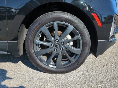 Certified 2022 Chevrolet Equinox RS w/ RS Leather Package image 11