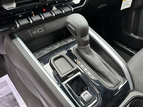 New 2026 Chevrolet Colorado W/T image 20