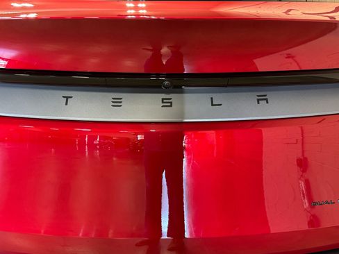 Used 2026 Tesla Model Y Long Range AWD/4WD image 5
