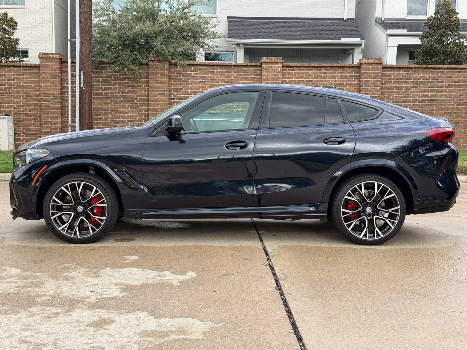 Used 2022 BMW X6 M w/ Competition Package AWD/4WD image 11