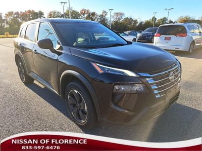Used 2024 Nissan Rogue SV