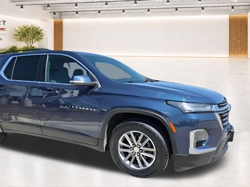Used 2023 Chevrolet Traverse LT AWD/4WD image 1
