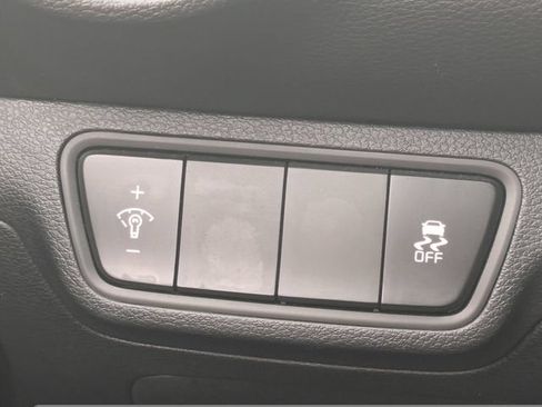 Certified 2024 Kia Forte LXS FWD image 26