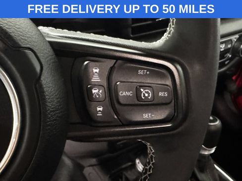 Used 2025 Jeep Wrangler Unlimited Sport AWD/4WD image 6