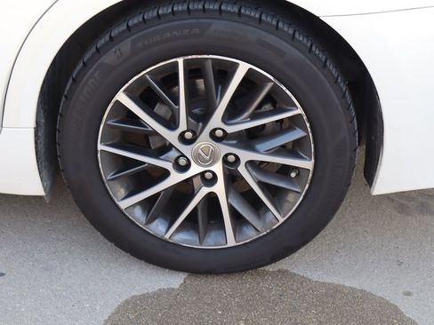 Used 2017 Lexus ES 350 w/ Luxury Package FWD image 29