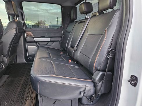 Used 2025 Ford F350 Lariat image 32