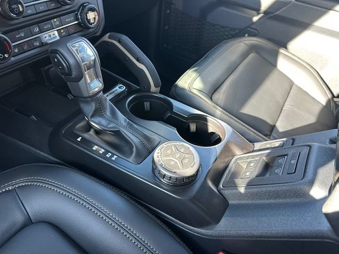 New 2025 Ford Bronco Badlands AWD/4WD image 31