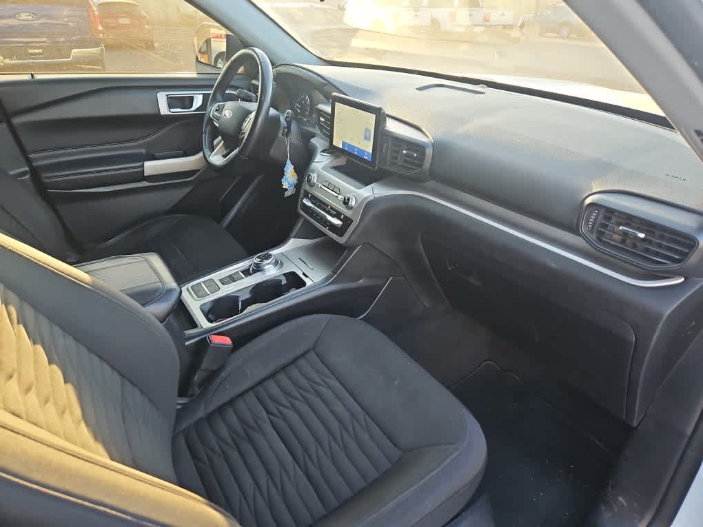 Used 2021 Ford Explorer XLT RWD image 14