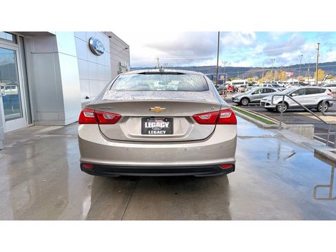 Used 2024 Chevrolet Malibu LT image 6