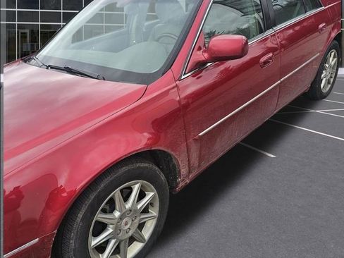 Used 2011 Cadillac DTS Luxury image 12