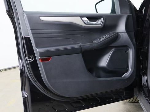 Used 2021 Ford Escape SE image 20