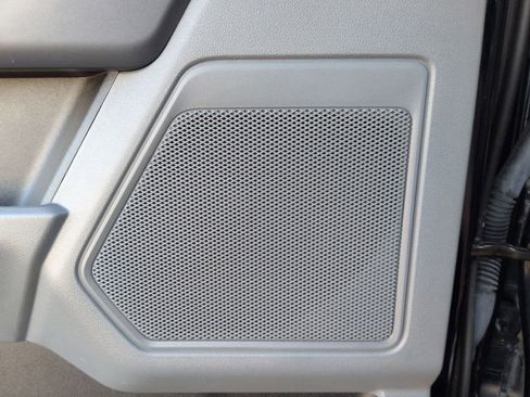 Certified 2022 Ford F150 XLT w/ Equipment Group 302A High image 31